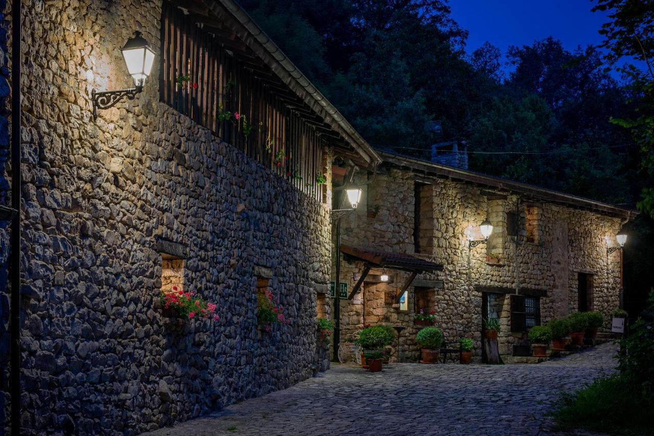 Hotel Rural La Tahona De Besnes Arenas De Cabrales Exterior foto